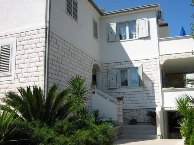 Apartments Sarah Medvinjak Exterior photo